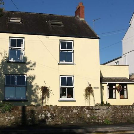 Nythfa Guest House Saundersfoot Exterior photo